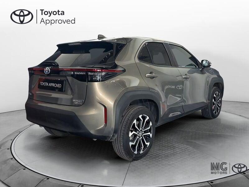 Toyota Yaris Cross 1.5 Hybrid 5p. E-CVT AWD-i Trend