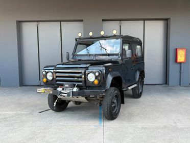 LAND ROVER DEFENDER 90