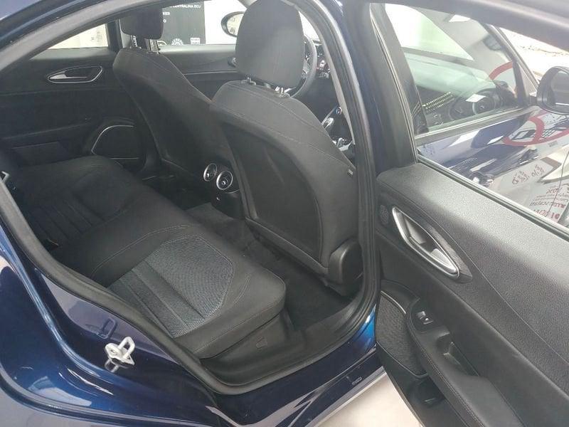 Alfa Romeo Giulia Giulia 2.2 Turbodiesel 136 CV AT8 Business