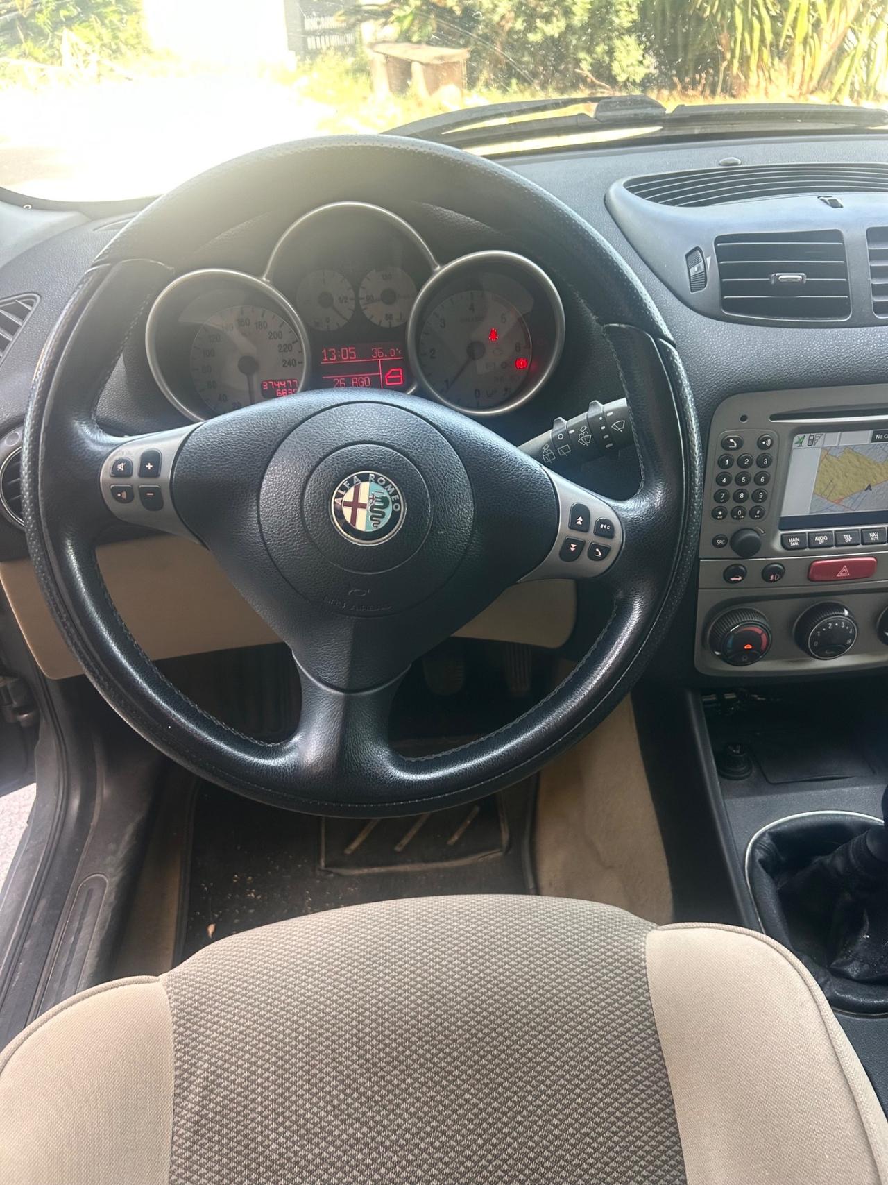 Alfa Romeo 147 1.9 JTD (115 CV) cat 5p. Distinctive