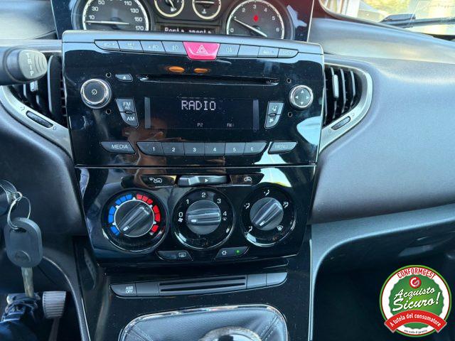 LANCIA Ypsilon 0.9 TwinAir 85 CV 5 porte S&S Silver