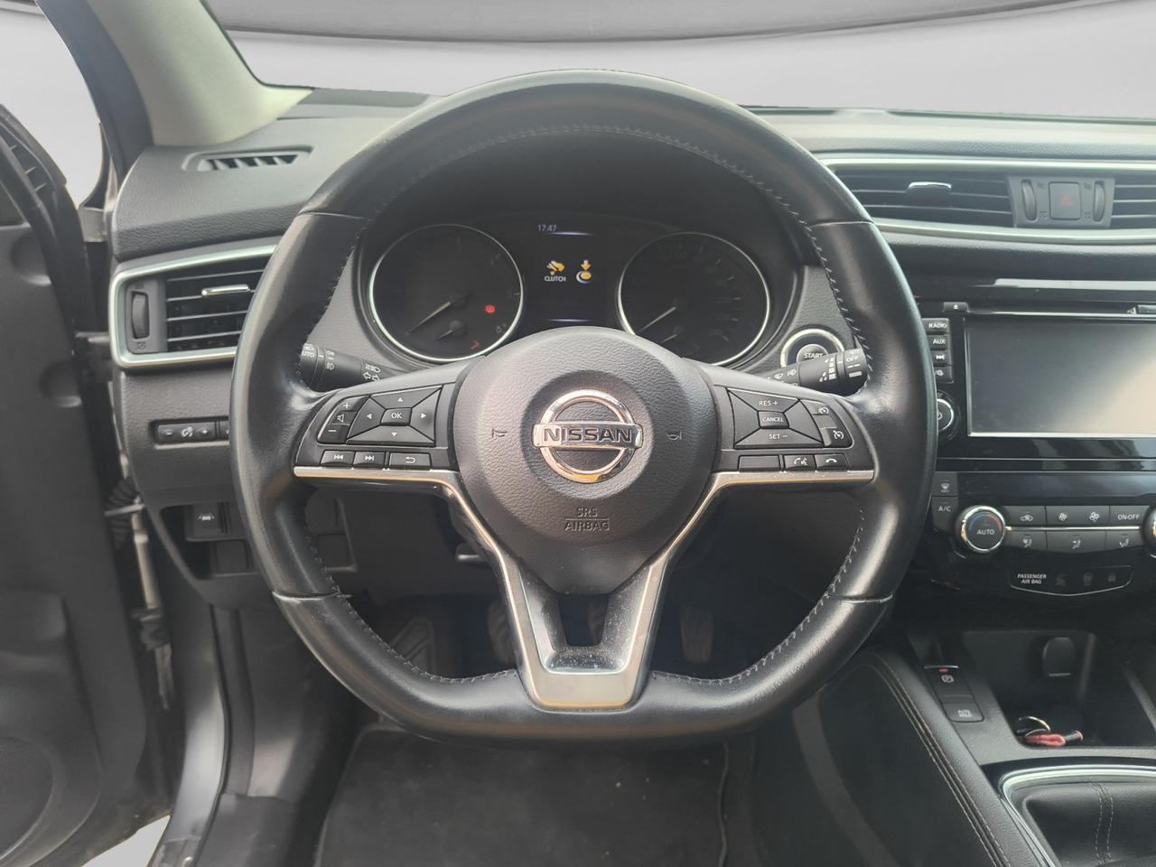 NISSAN Qashqai II 2017 - qashqai 1.5 dci N-Connecta 110cv