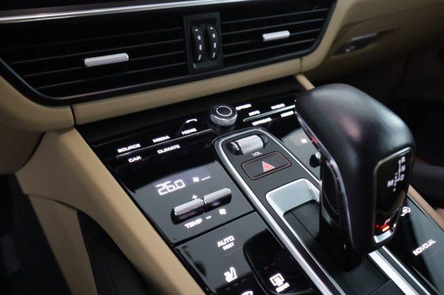 PORSCHE Cayenne Cayenne S