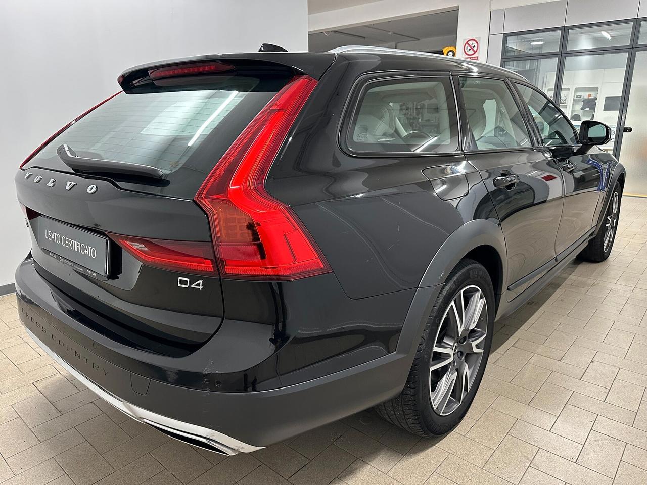 Volvo V90 Cross Country D4 AWD Geartronic Pro