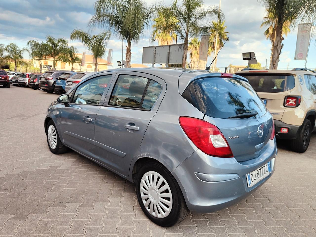 Opel Corsa 1.2 5 porte benzina