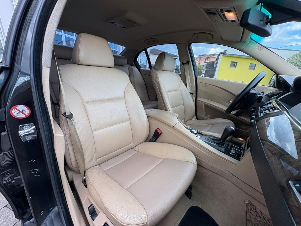 Bmw 530d Berlina Attiva aut. 218cv