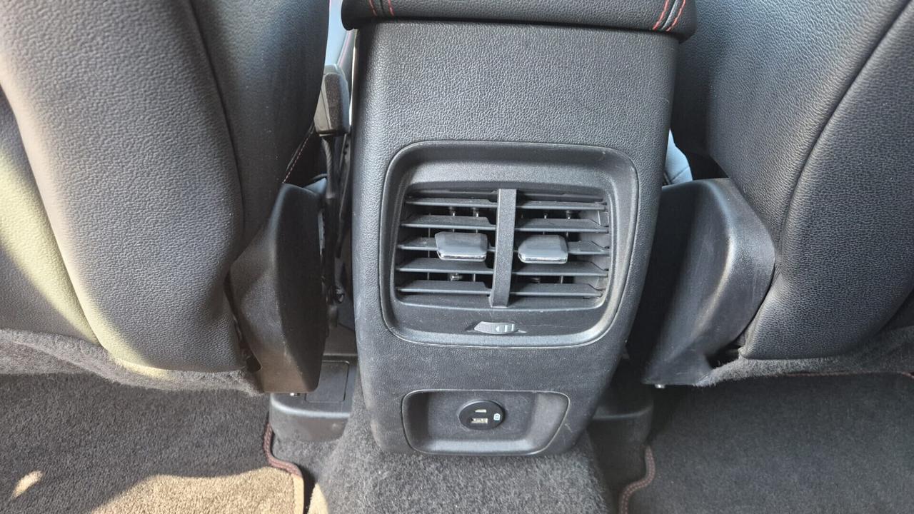Ford Kuga 1.5 EcoBlue 120 CV aut. 2WD ST-Line X