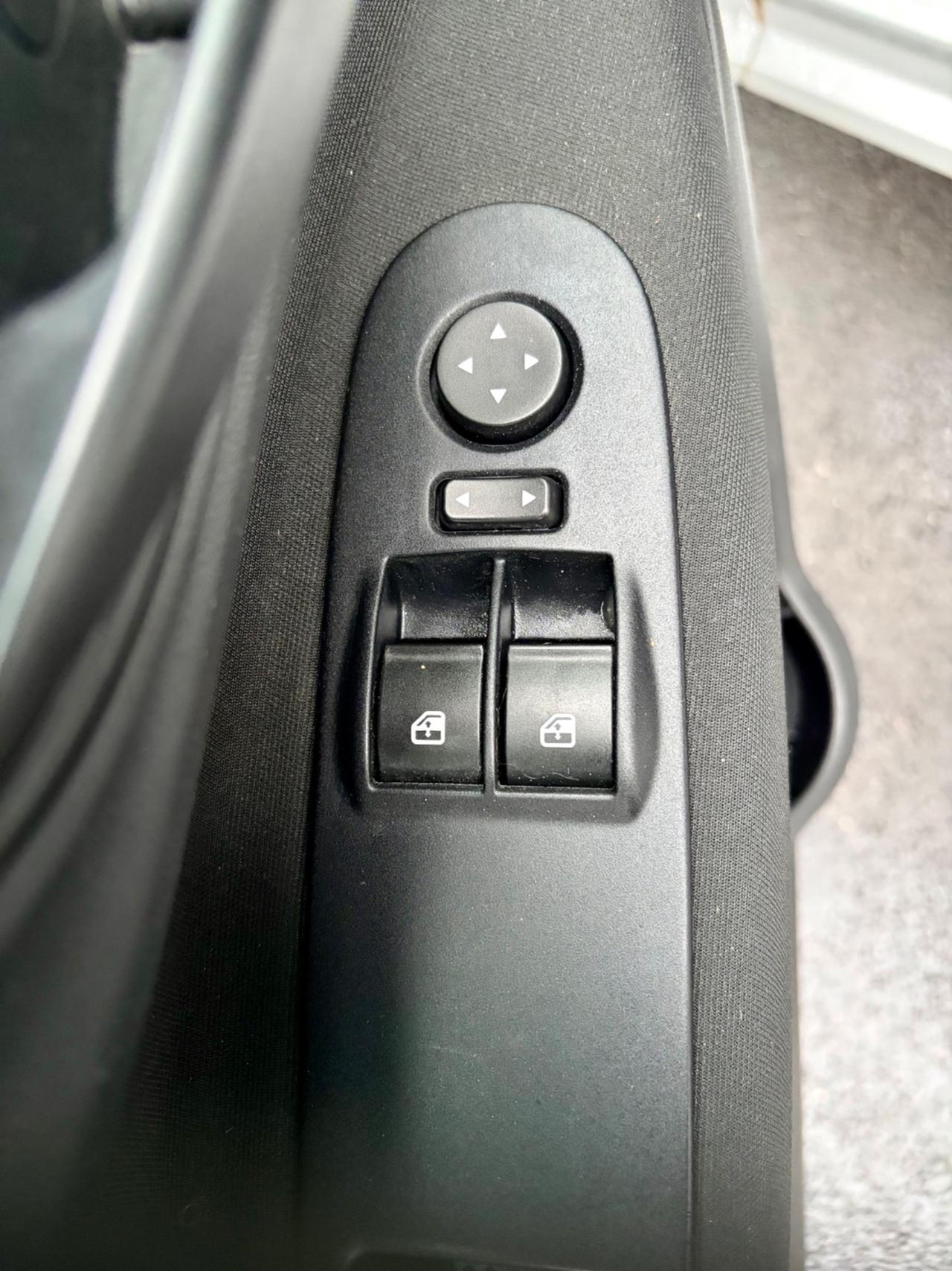 Fiat Punto 1.4 8V 5 porte GPL