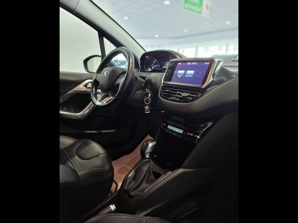 Peugeot 208 5 Porte 1.2 PureTech Allure