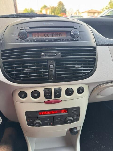 Fiat Punto 1.2i cat 3 porte ELX-impianto metano!