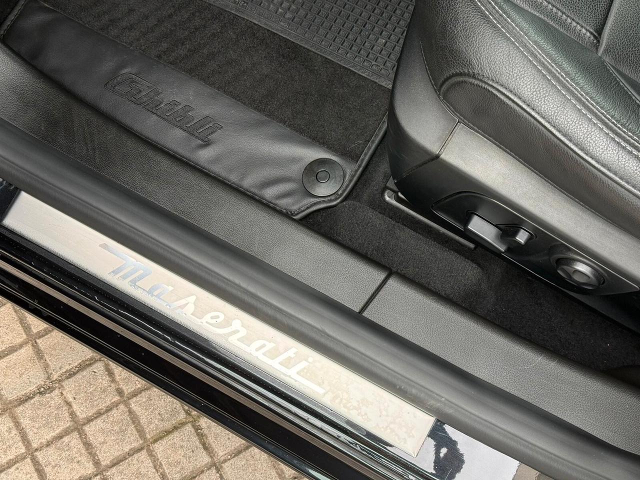 Maserati Ghibli V6 Diesel 275 CV Gransport Nerissimo