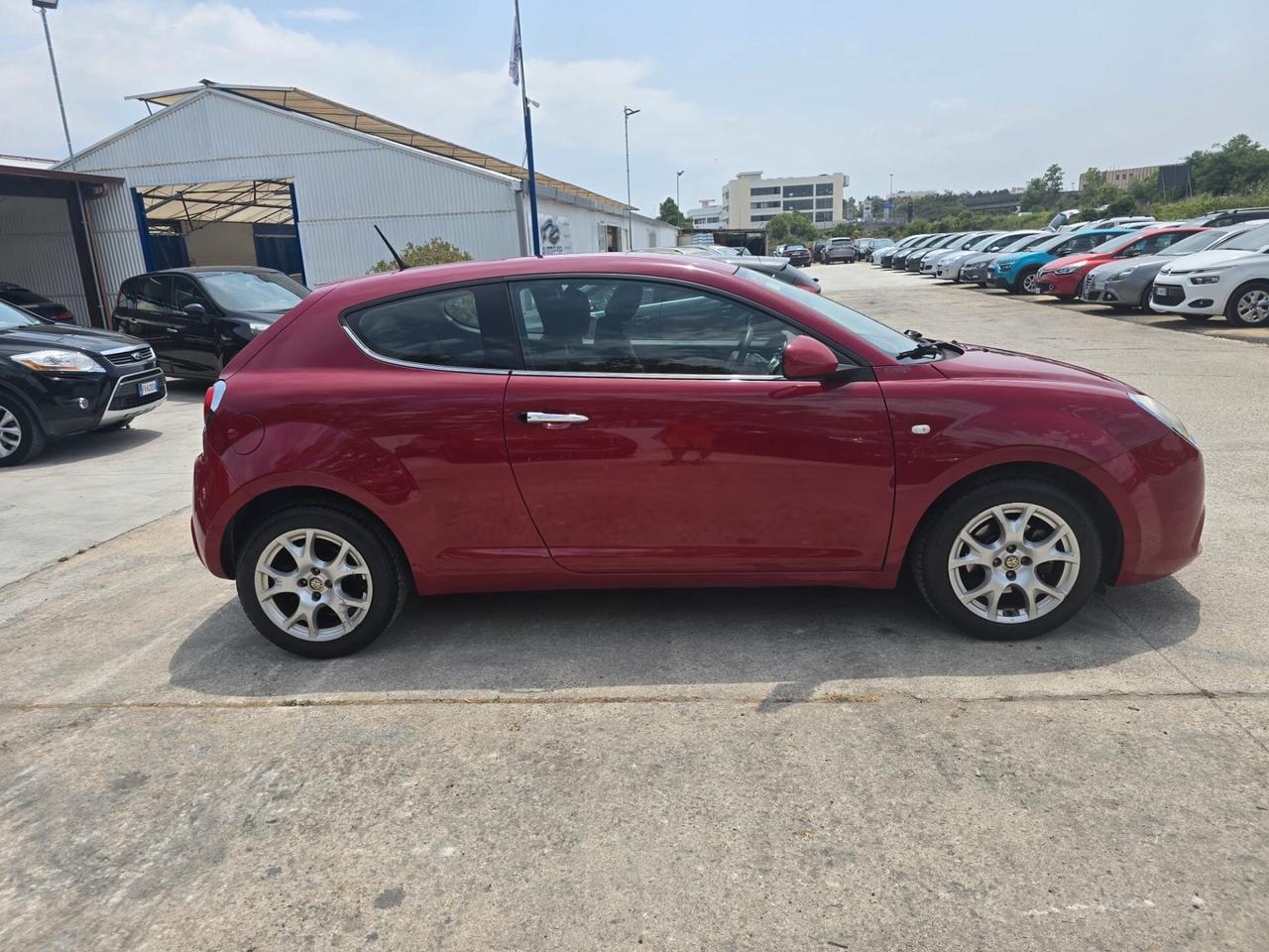 Alfa Romeo MiTo 1.6 JTDm 16V Distinctive Sport Pack