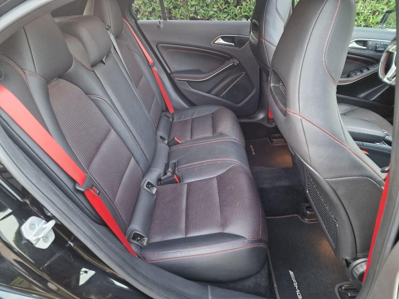 Mercedes-benz A45 AMG