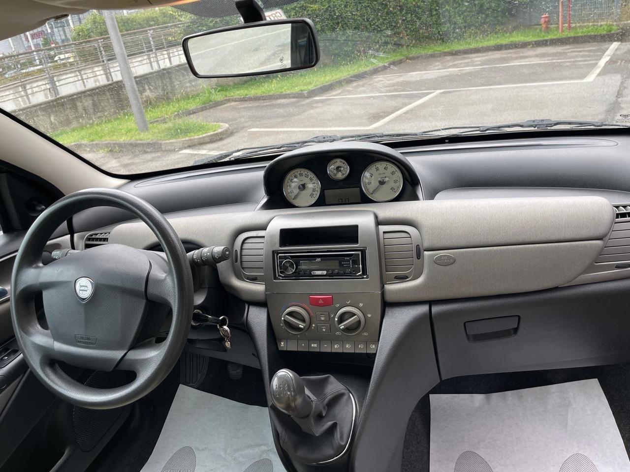 Lancia Ypsilon 1.3 Multijet 16V Platino