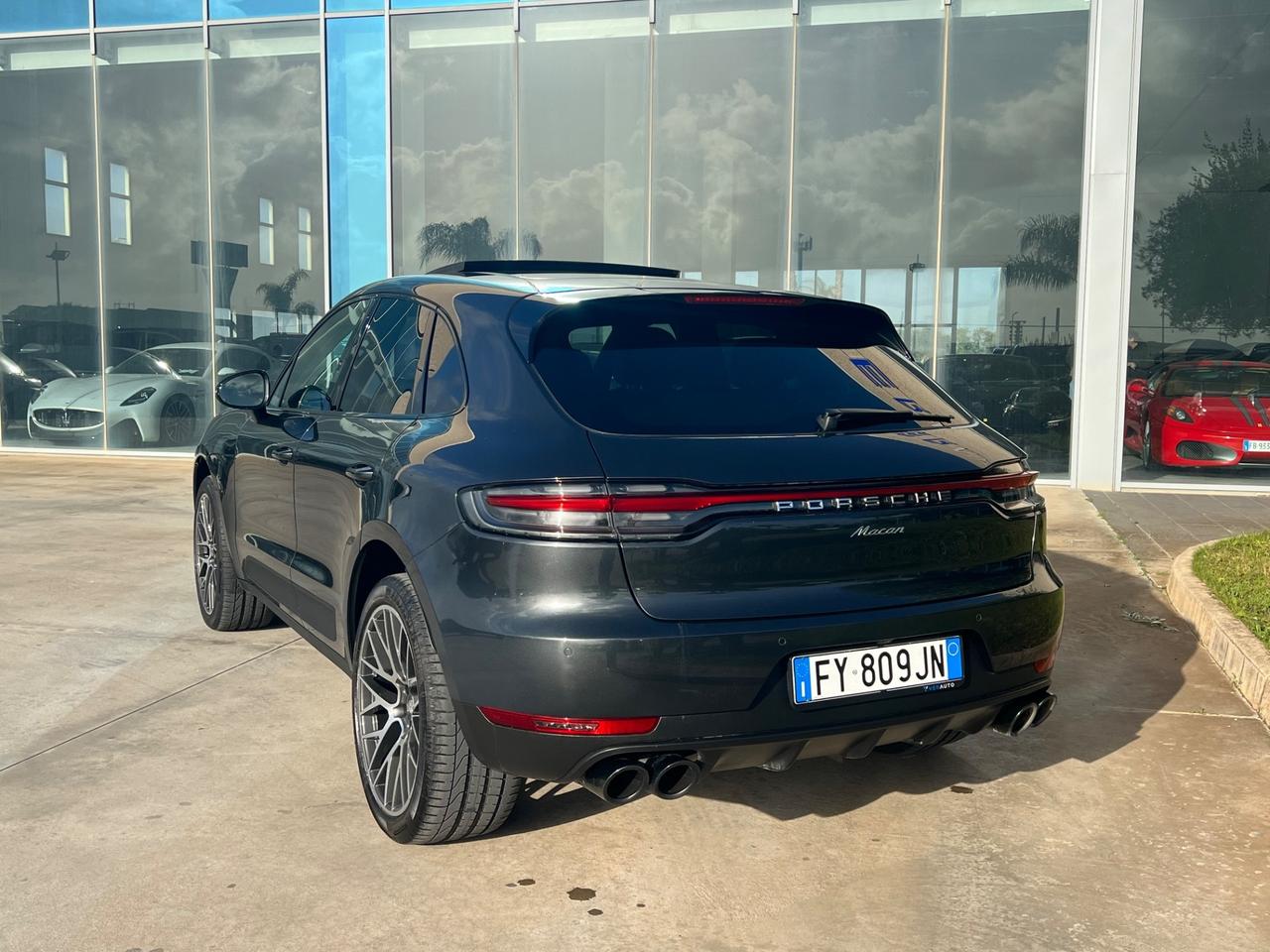 Porsche Macan 2.0 245cv pdk