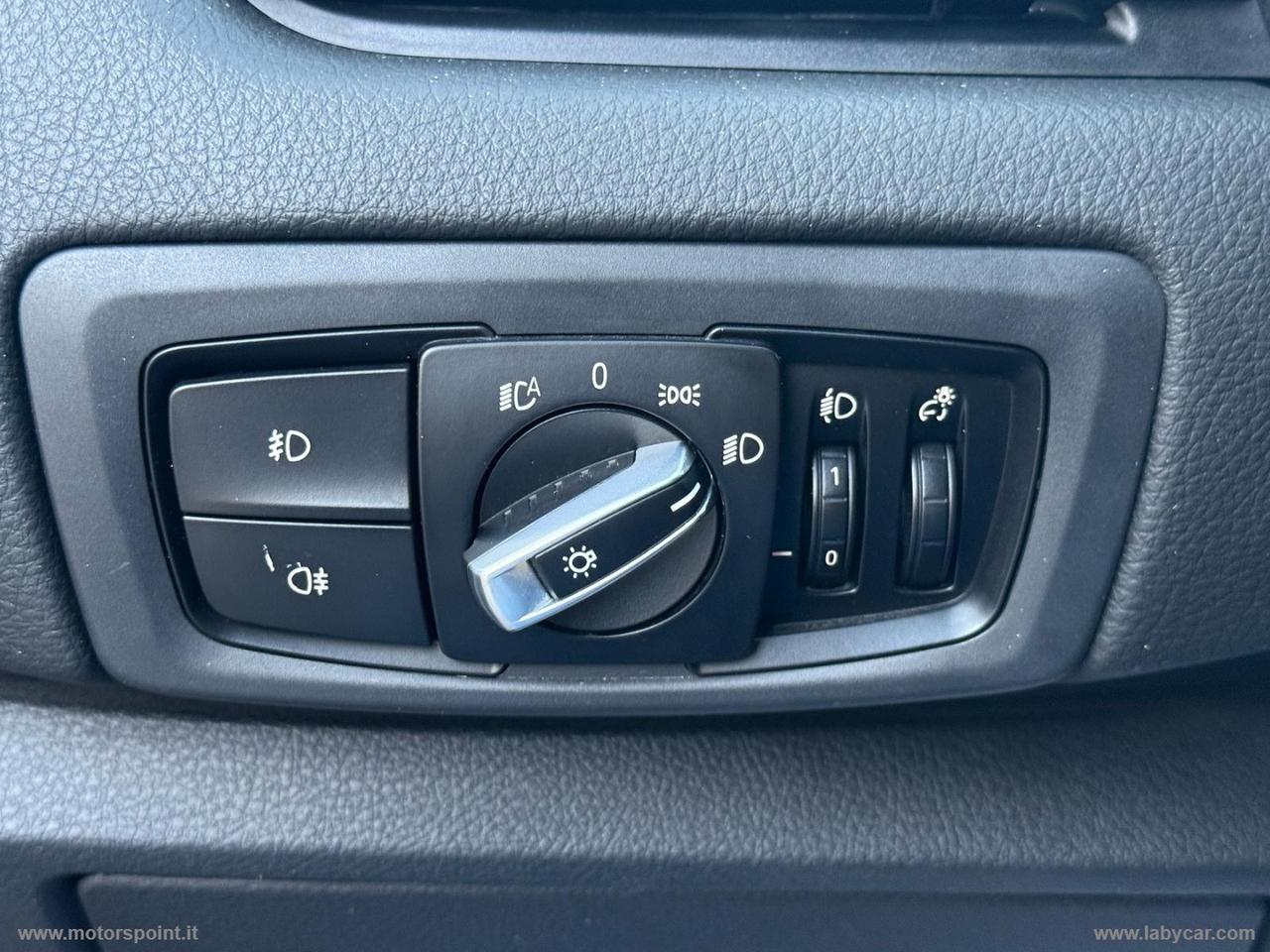 BMW 218d Active Tourer Advantage