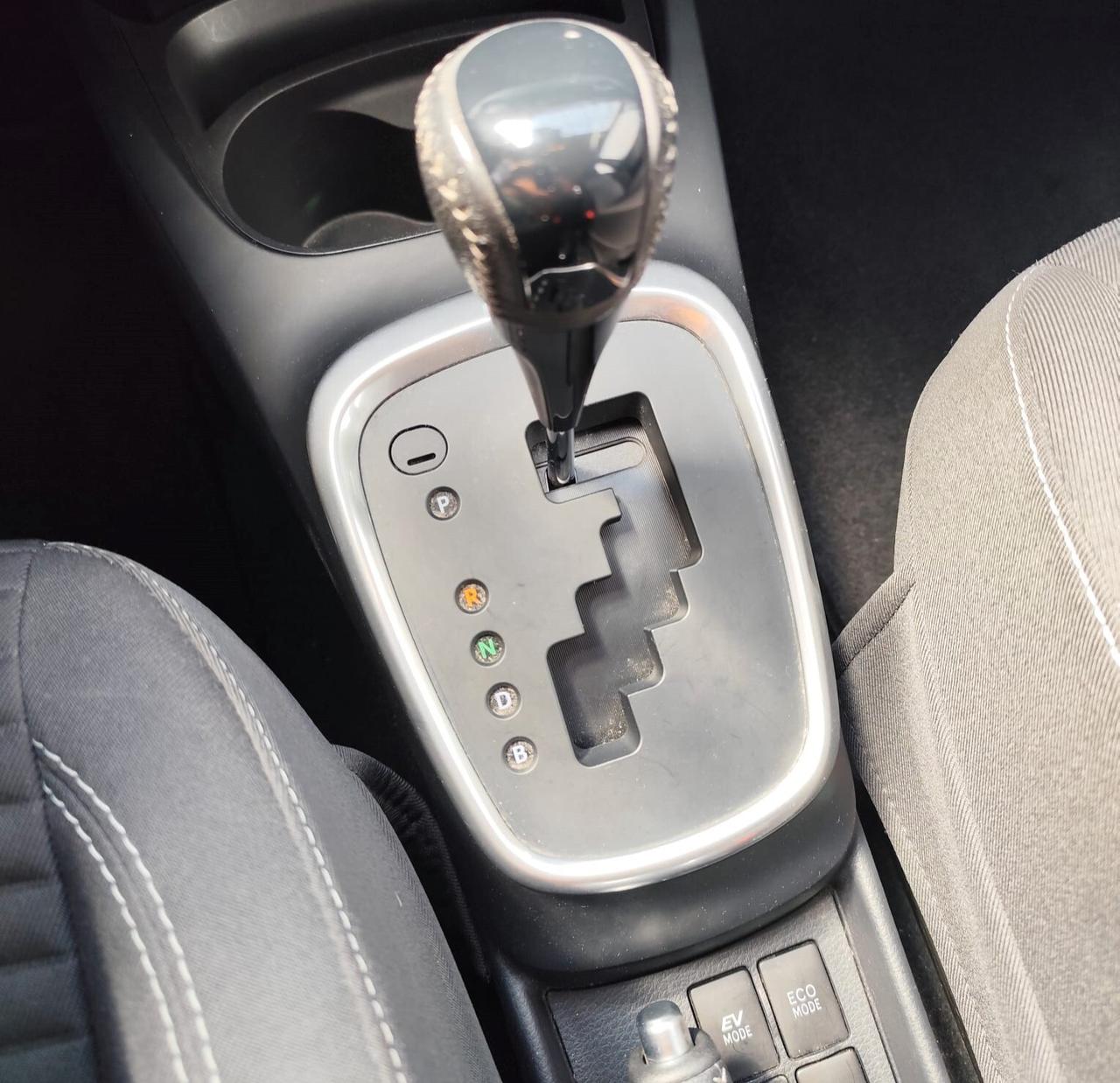 Toyota Yaris 1.5 Hybrid - ok neopatentati