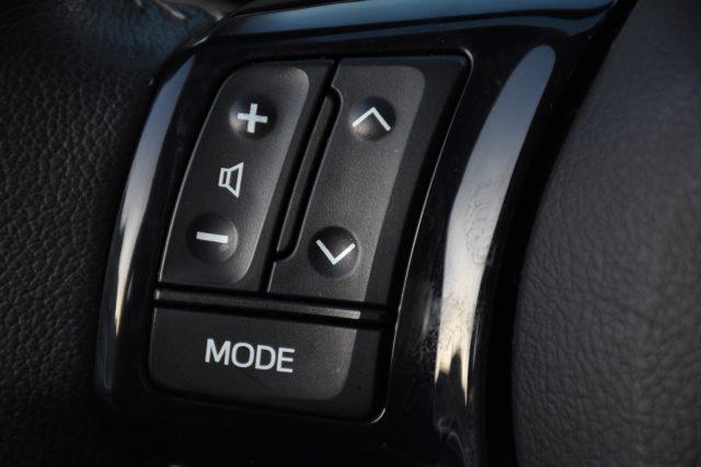 TOYOTA Yaris 1.5 Hybrid 5 porte