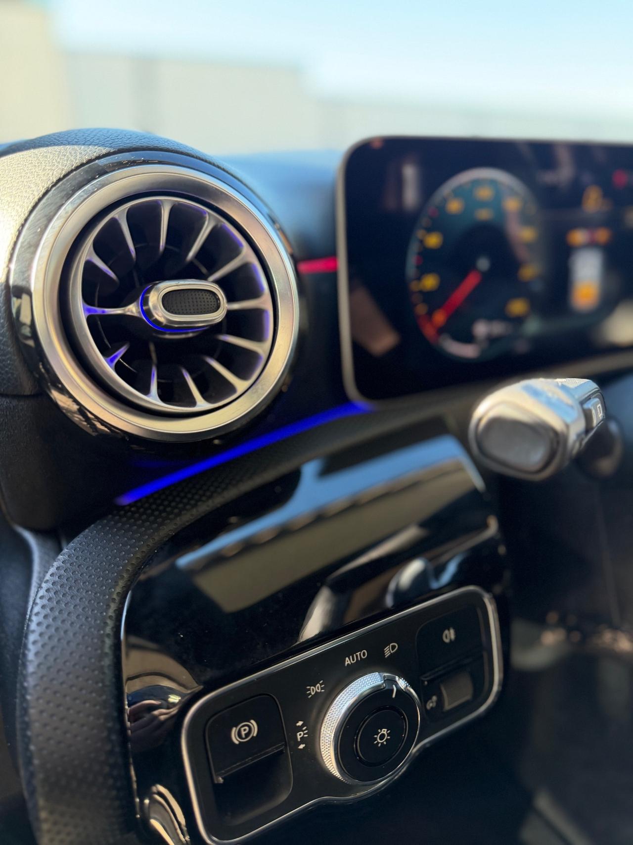 Mercedes-benz A 180 d Automatic Premium