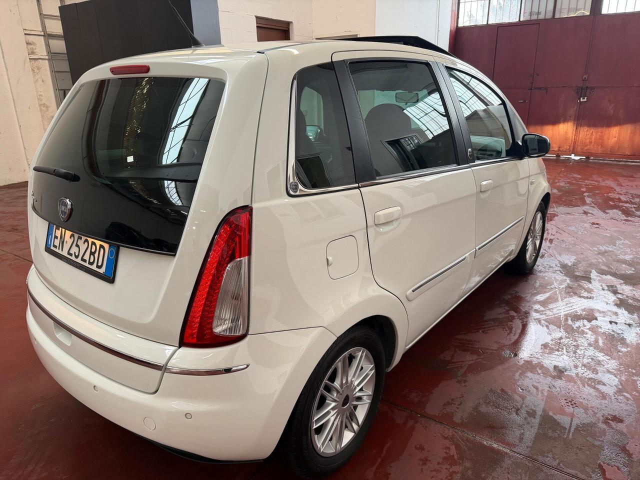 Lancia MUSA 1.4 8V GPL 5TH AVENUE NEOPAT