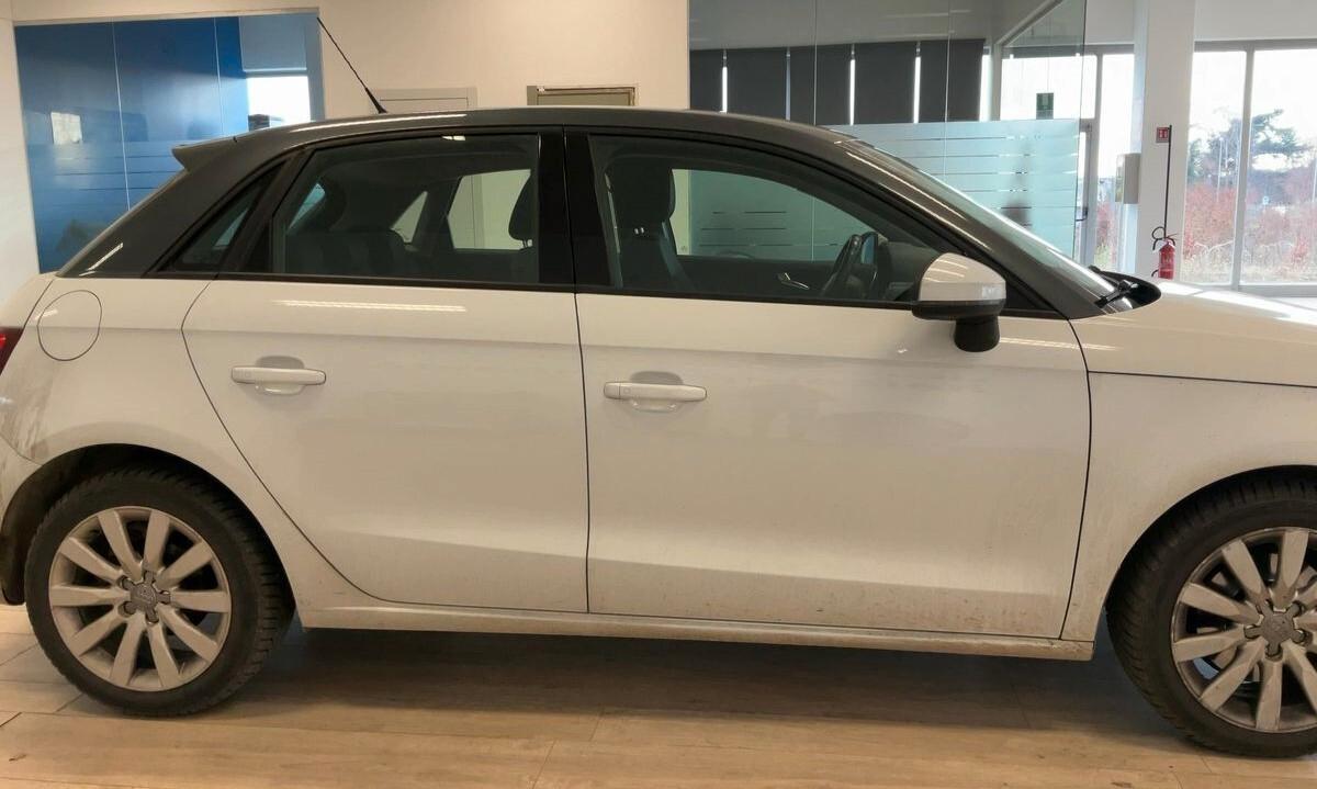 Audi A1 SPB 1.6 TDI 116 CV Metal plus