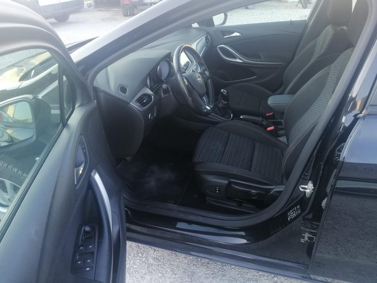 Opel Astra 1.6 CDTi 136CV Start&Stop Sports Tourer Business aziendale