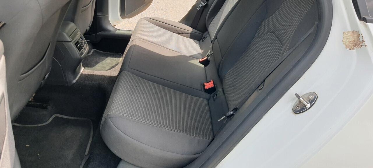 Seat Leon 1.6 TDI 110 CV DSG 5p. Start/Stop Style