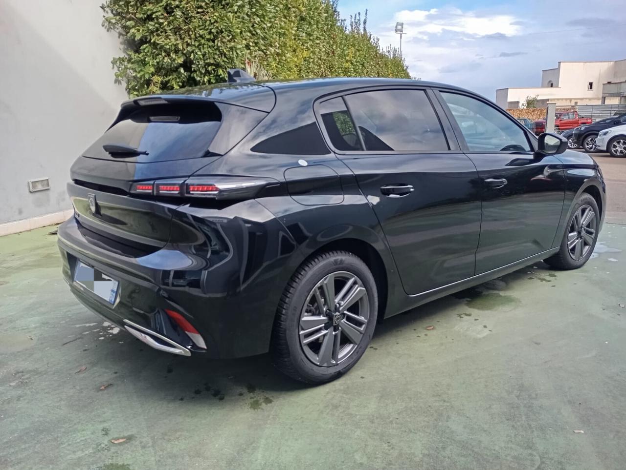 Peugeot 308 Hybrid 136 e-DCS6 Allure