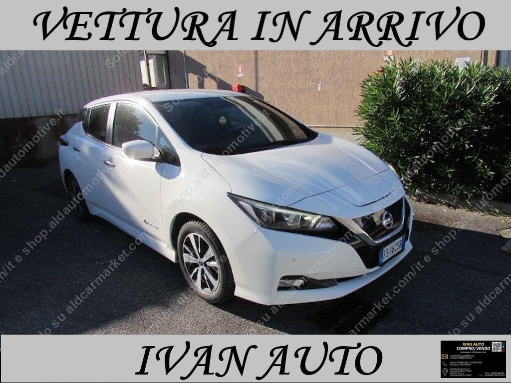 NISSAN Leaf Tekna 40 kWh-Elettrica-19.000 Km