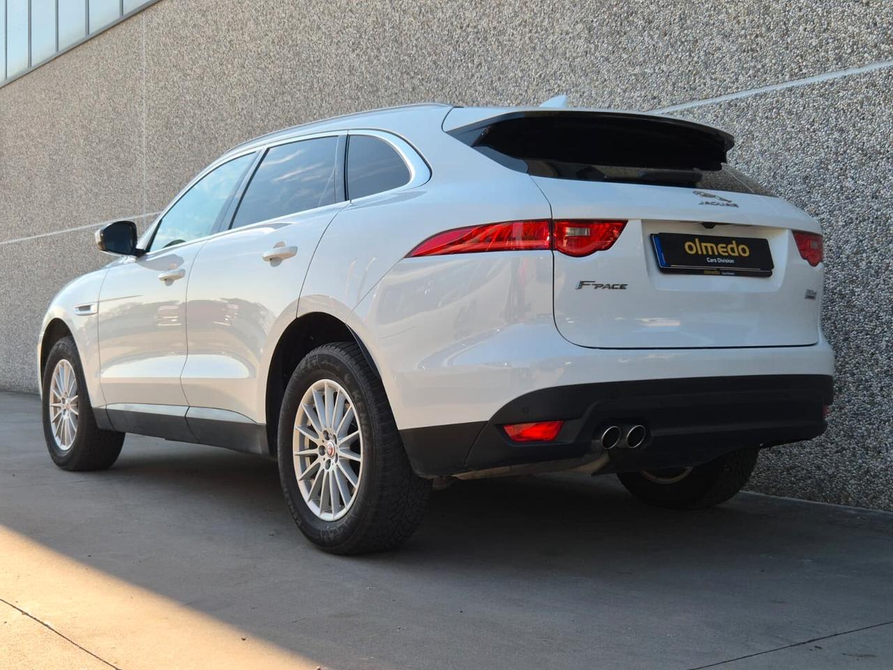 Jaguar F-Pace 2.0 D 180 CV AWD Auto Tetto Panoramico