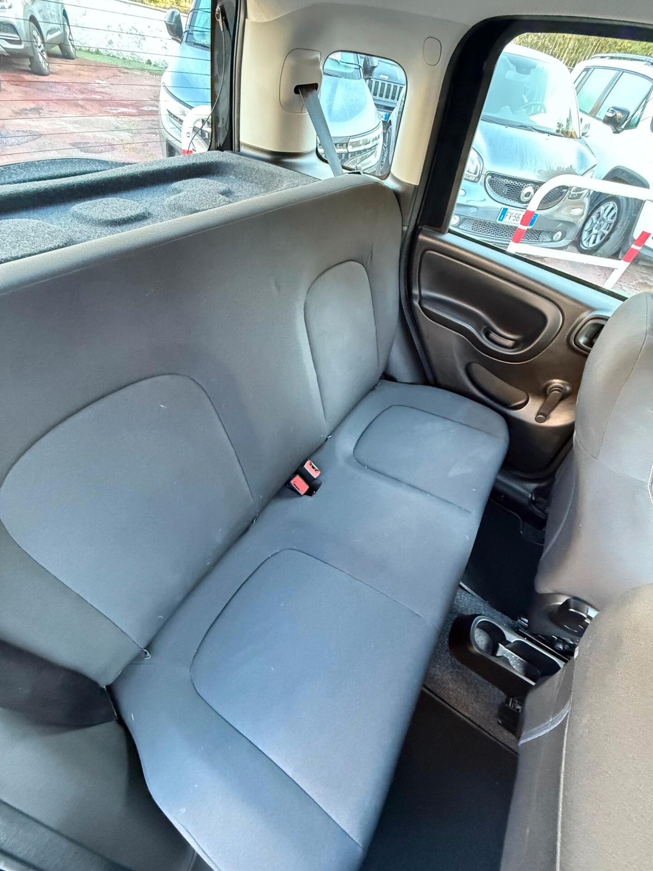 Fiat Panda Hybrid 1.0 ***SOLO 3.000KM***