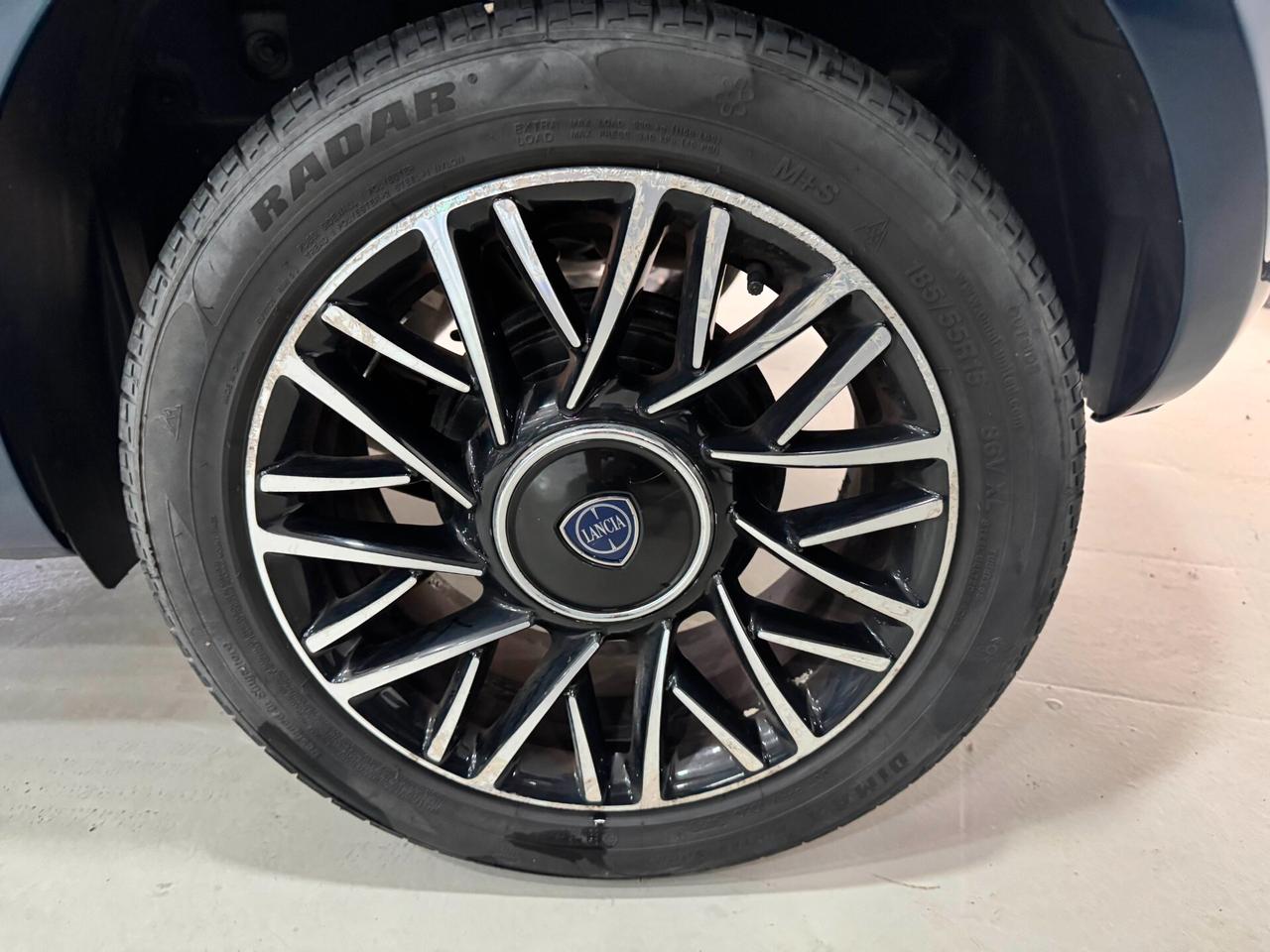 Lancia Ypsilon 1.2 69 CV 5 porte Elle