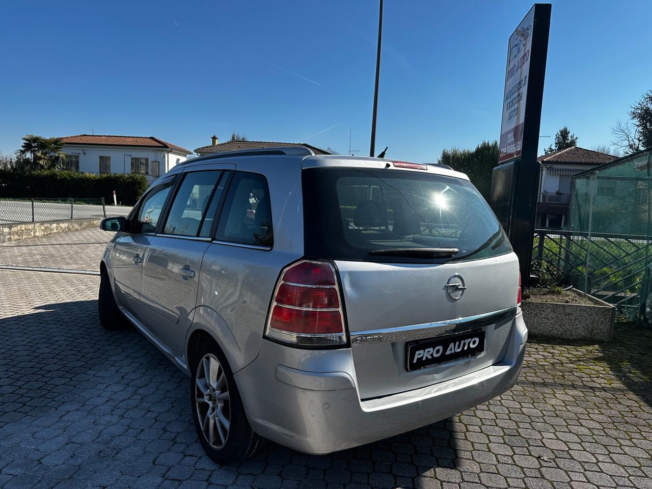 Opel Zafira 1.6 Benz/GPL 16V Twinport Cosmo