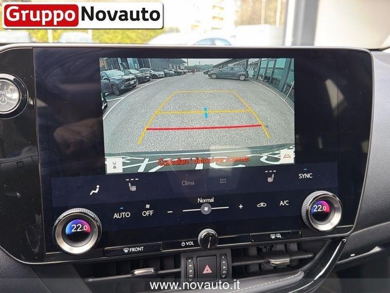 Lexus NX Hybrid Premium 4WD MY22