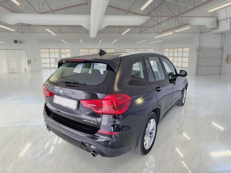 BMW X3 xDrive 30e Business Advantage Autom.
