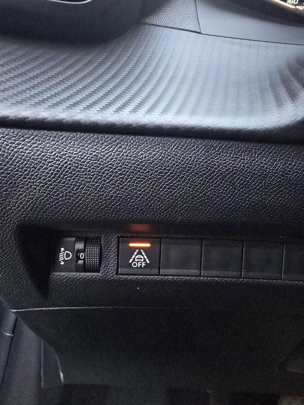 Peugeot 208 Active Pack 100 S/S