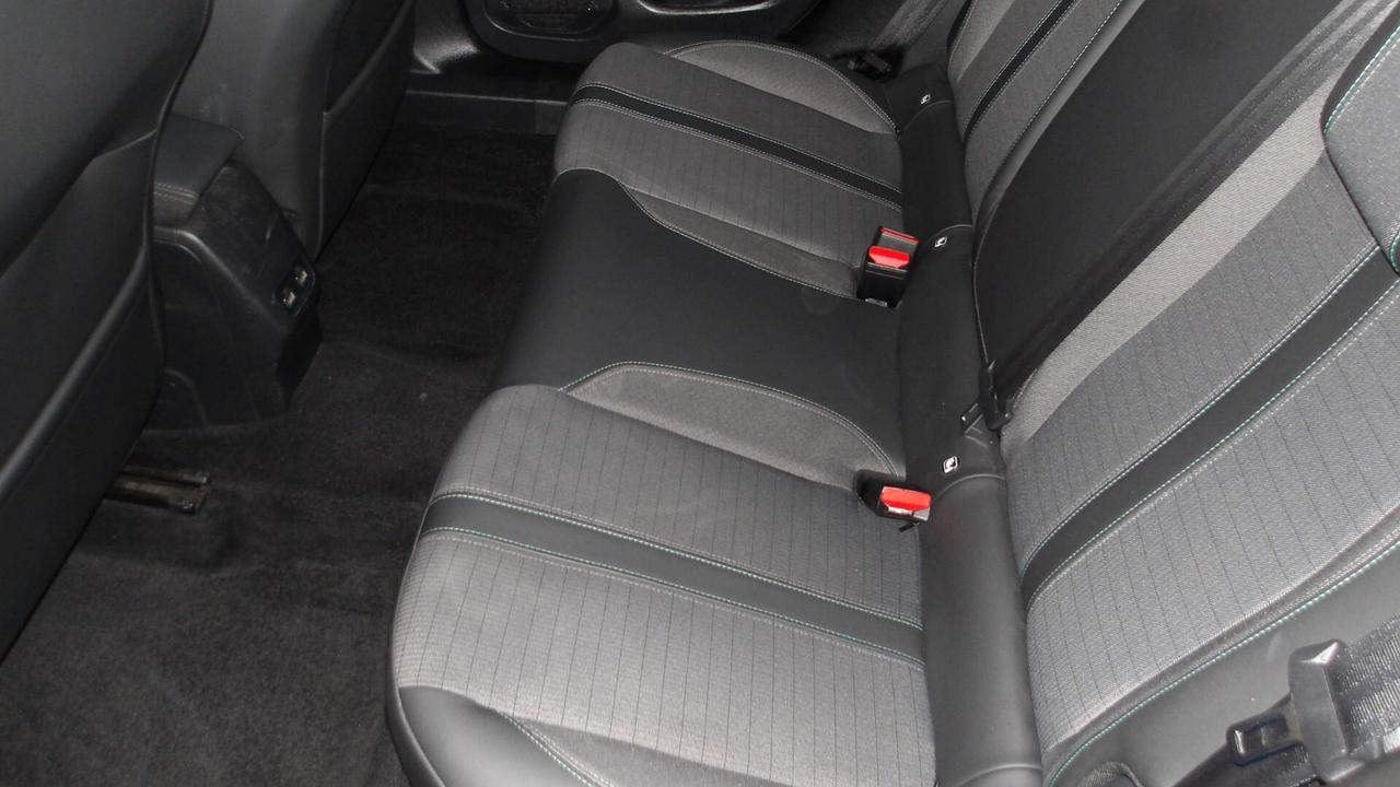 PEUGEOT 2008 1.2 BENZ-RETROC-PREZZO PROMO!