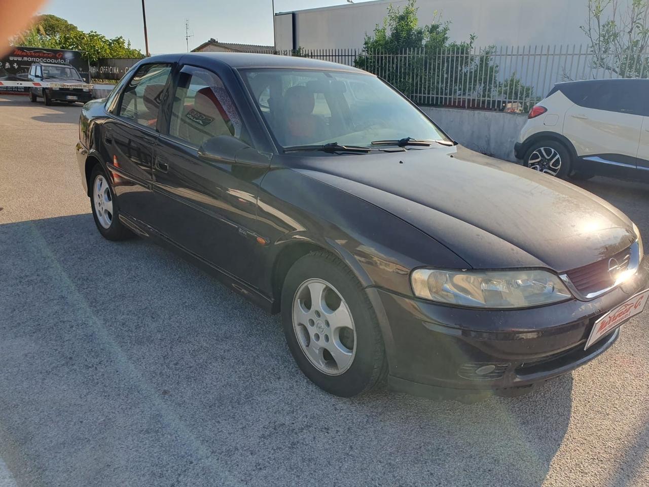 Opel Astra 1.7 CDTI 101CV 5 porte Enjoy