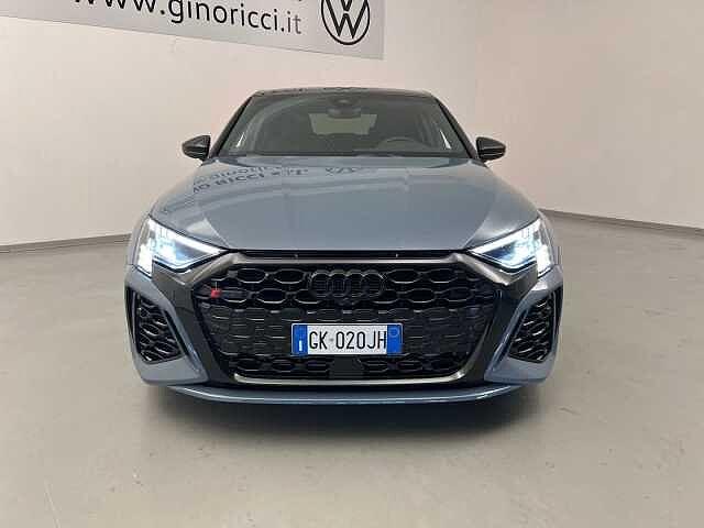 Audi A3 RS 3 Sedan TFSI quattro S tronic