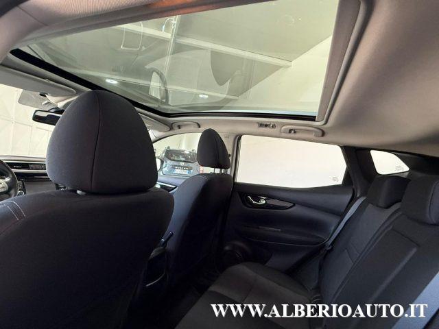 NISSAN Qashqai 1.5 dCi N-Connecta
