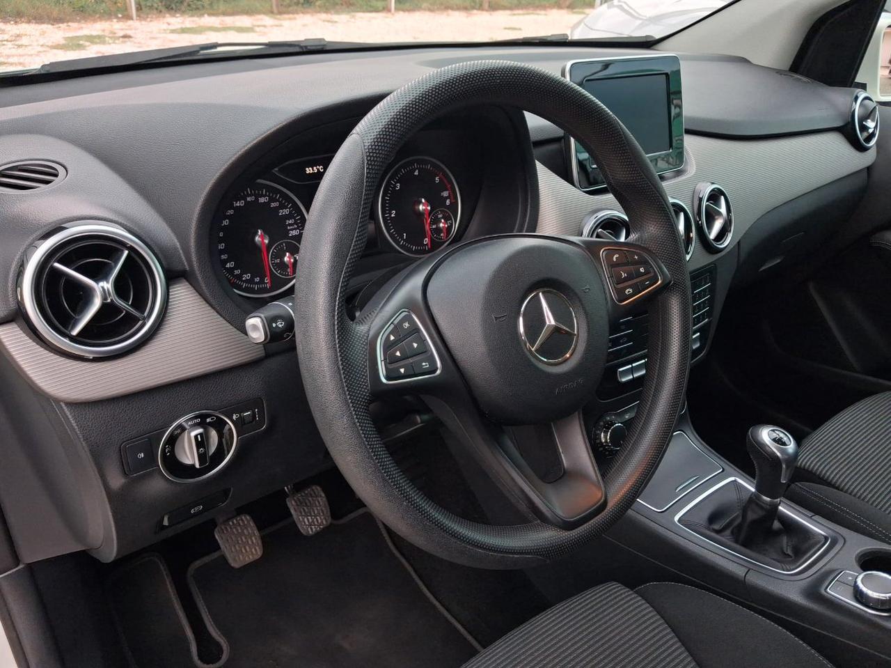 Mercedes B 180 D Executive E6 FL