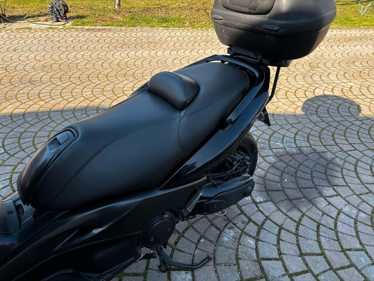 YAMAHA TMAX 500 NERO BELLISSIMO PERMUTABILE