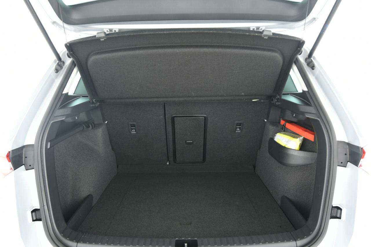 SKODA Karoq 2.0 tdi evo Executive 115cv dsg NEOPATENTATI+CAMERA+ACC