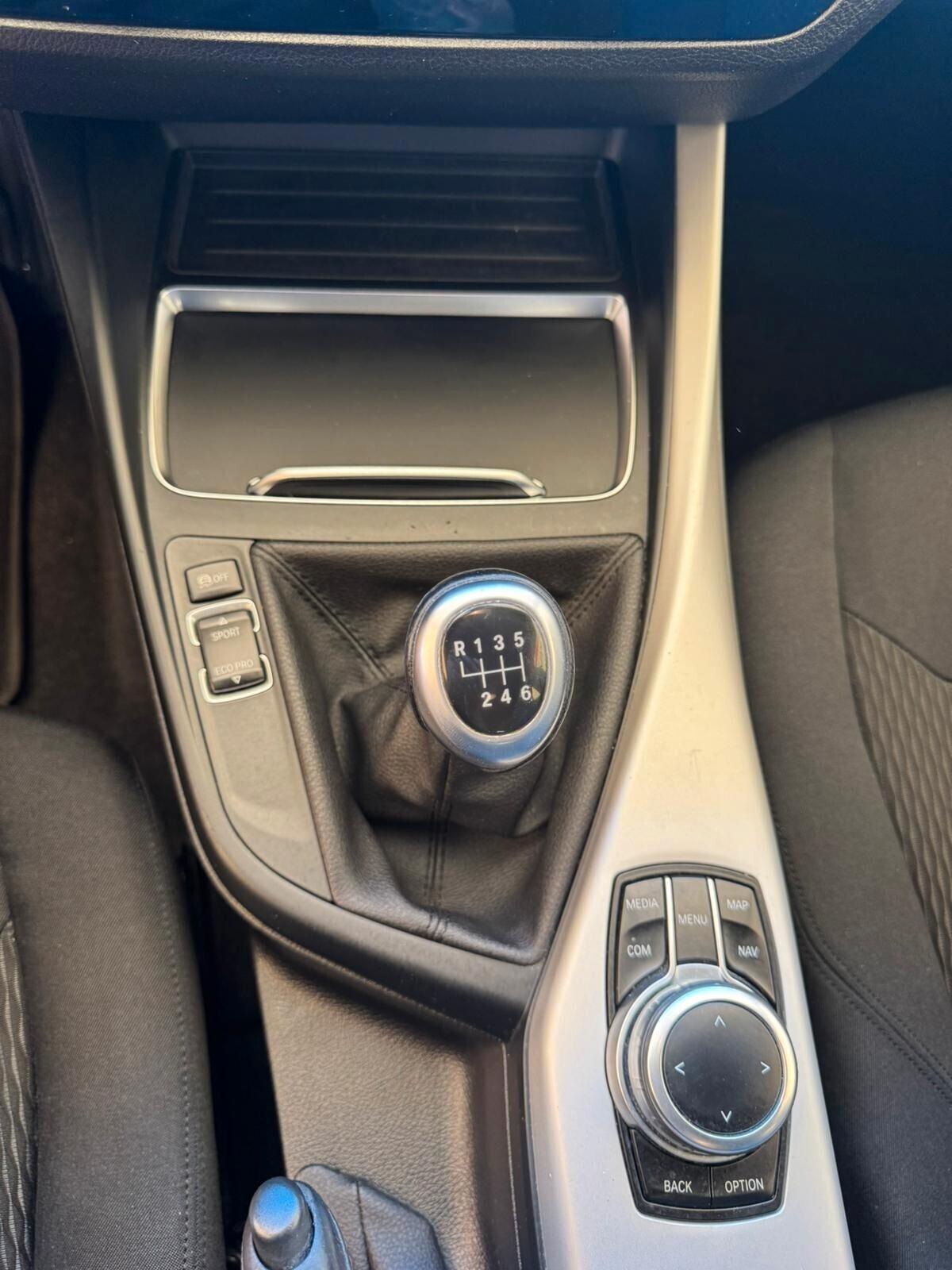 Bmw 116 116d 5p. Advantage