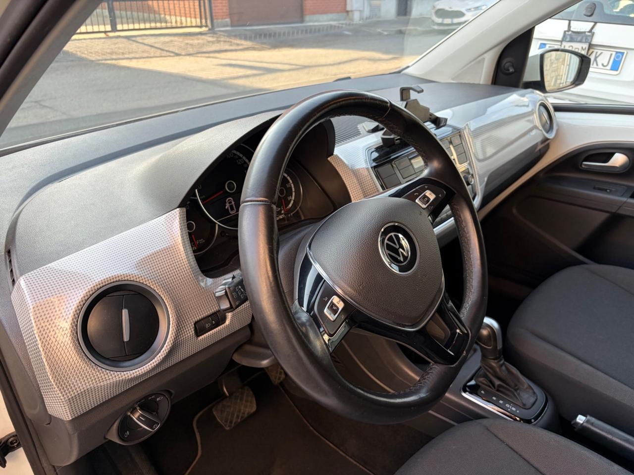 Volkswagen up! e-up! 82 CV KM 22000