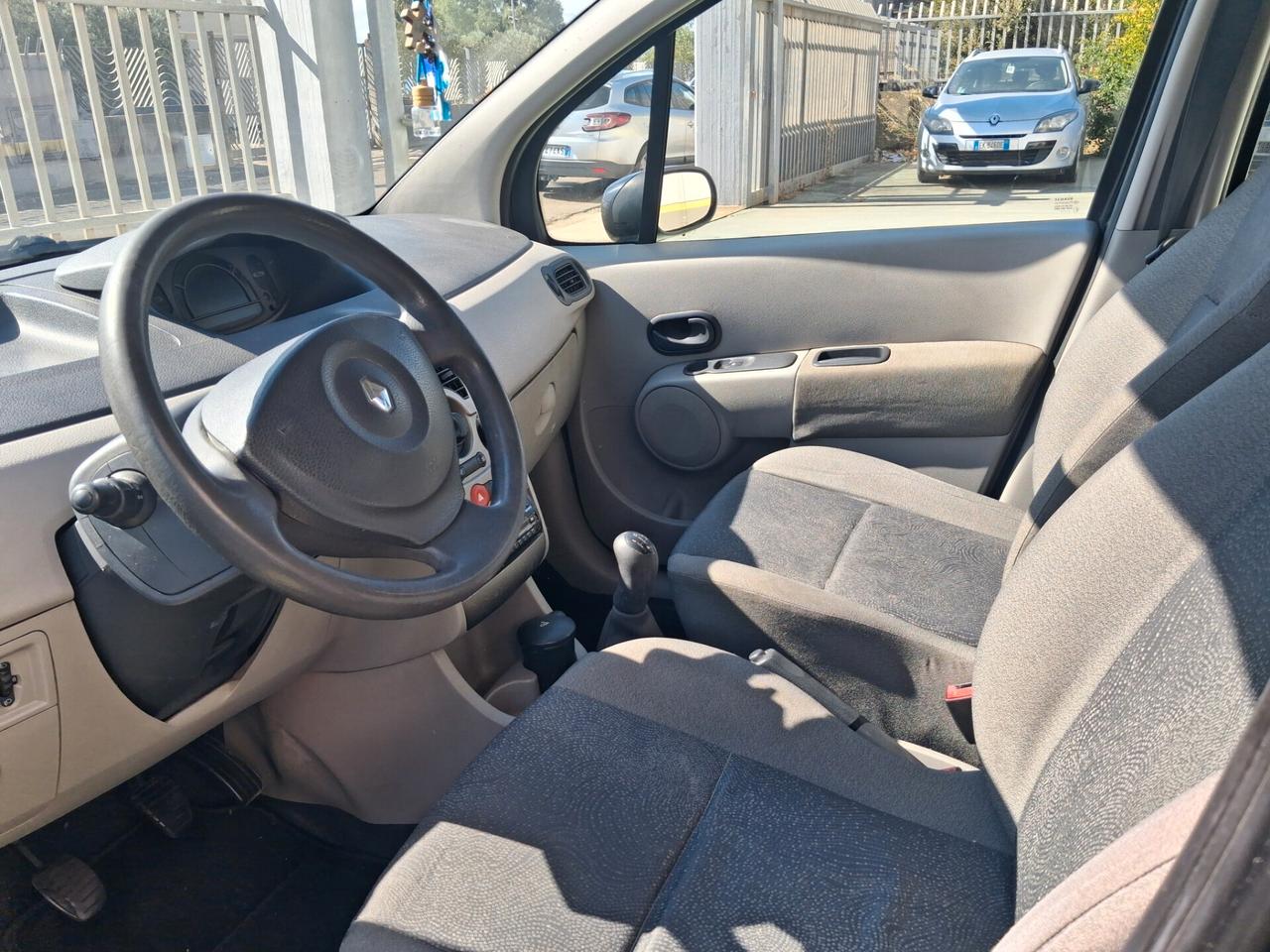 RENAULT Modus 1.500 dCi 85cv Confort Dynamique