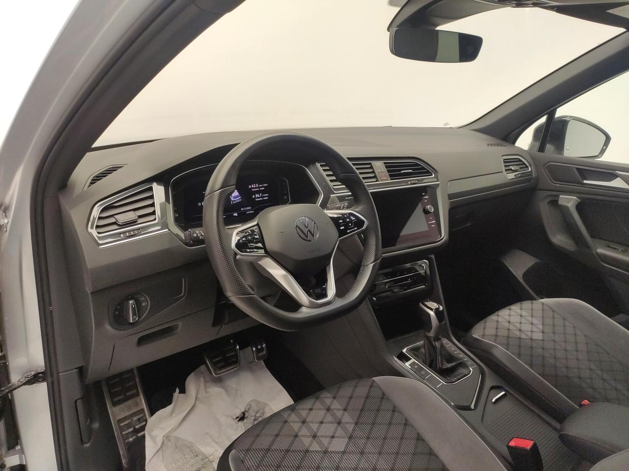Volkswagen Tiguan 1.4 TSI eHYBRID DSG R-Line