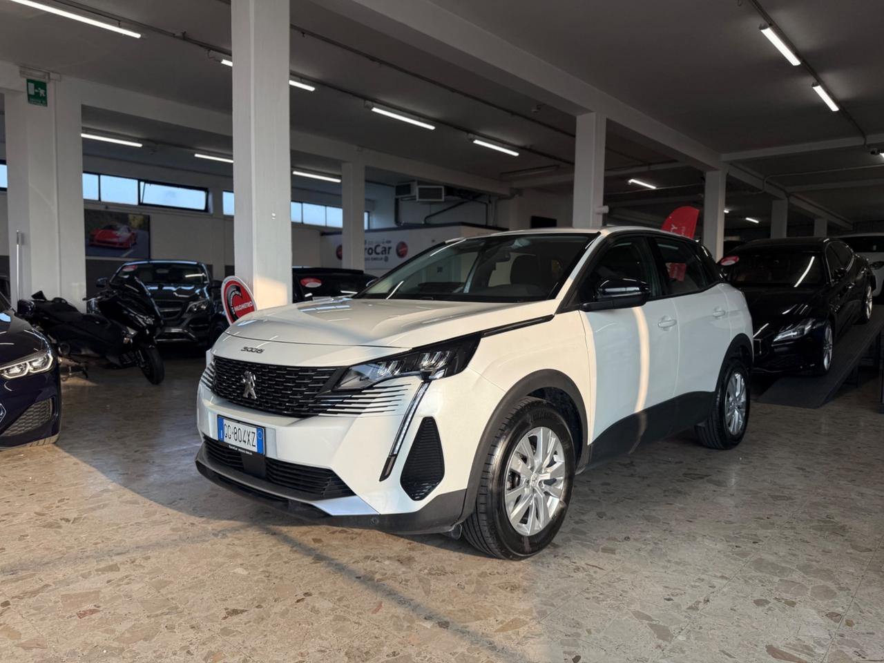 Peugeot 3008 1.5 BHDi 130 CV EAT8 N1 07/2022 EURO 6D