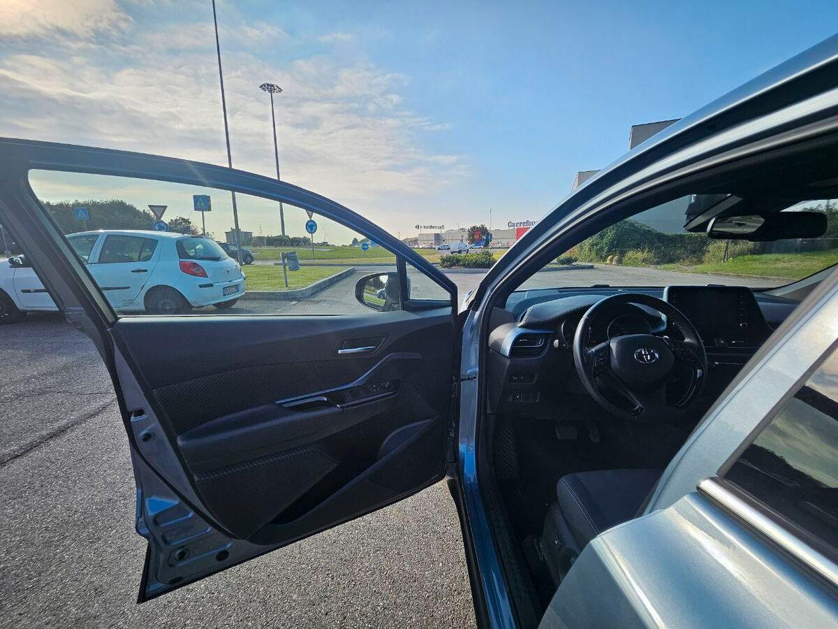 Toyota C-HR 1.8h Trend e-cvt