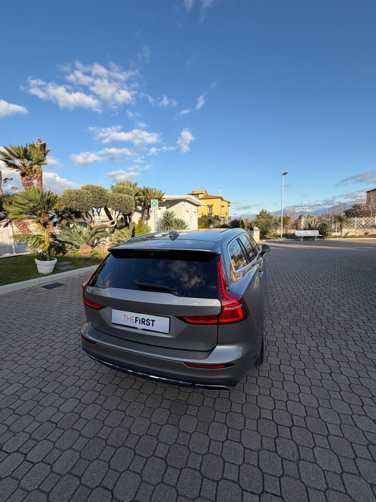 Volvo V60 D3 R-design